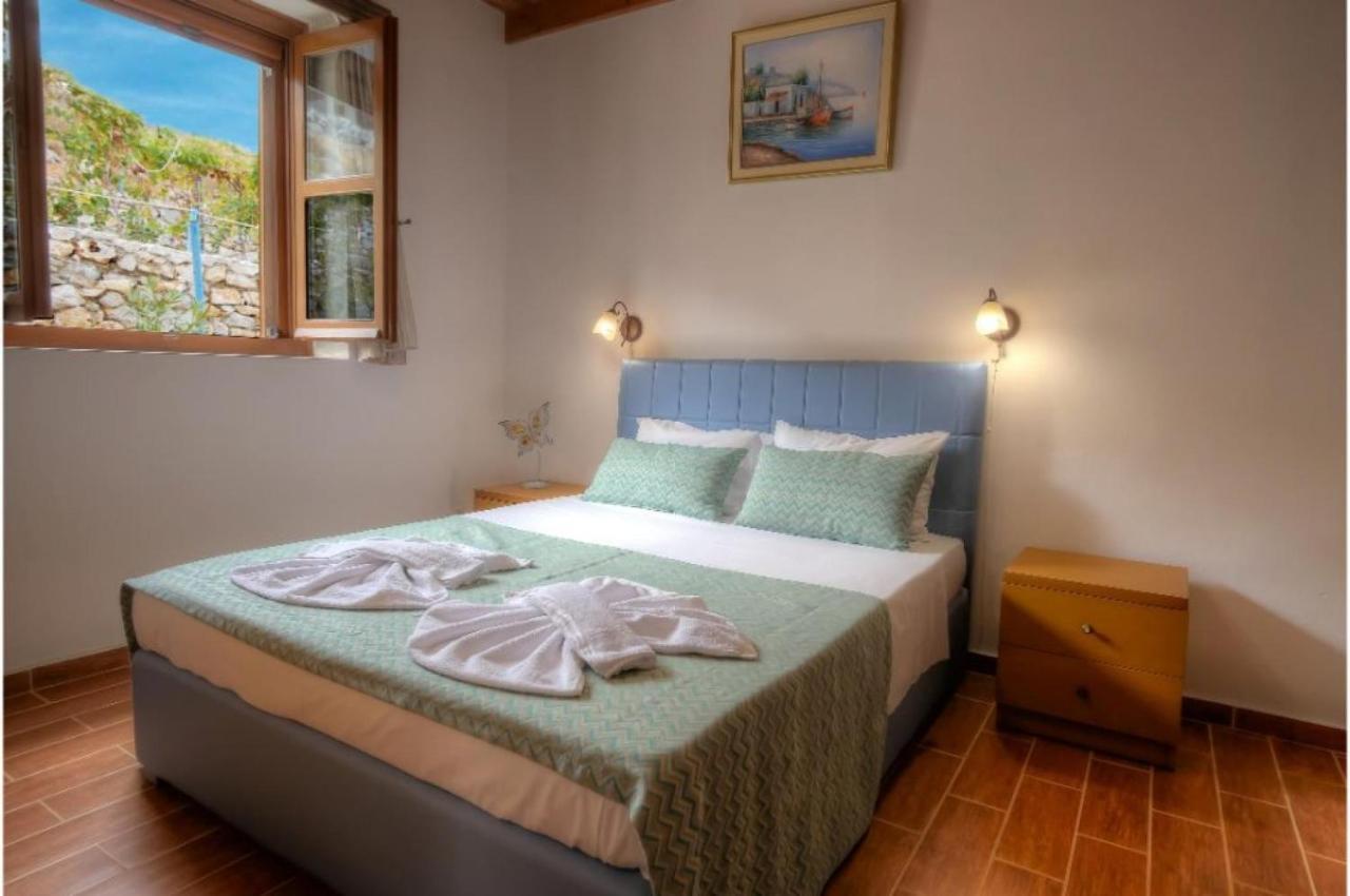 Stone Villa I In Petres Pétresz Kültér fotó